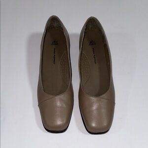 HUSH PUPPIES Elegant Tan Women's Shoes